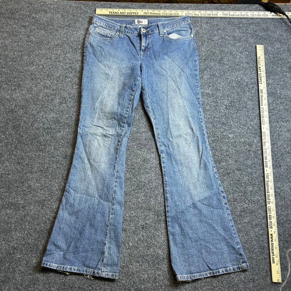 SO Jeans Womens Size 11 Blue Flared Low Rise Stretch Denim Frayed Hem Fair